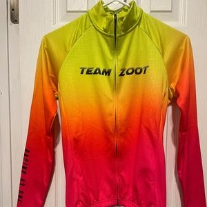 Long sleeved cycling jersey